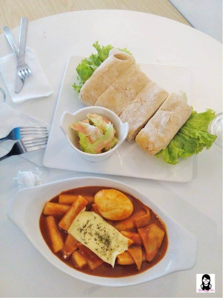 Dress Like a Korean Princess at Cafe Tiala Cebu | Blushing Geek
