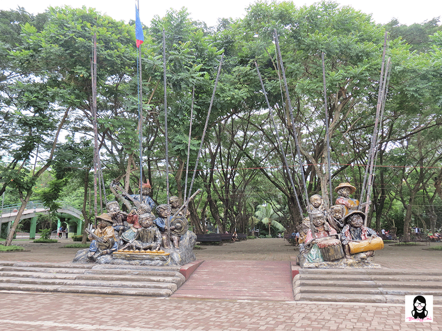 Strolling Around Davao City | Blushing Geek