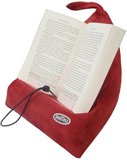 20 Awesome Gift Ideas For Bookworms (That Aren’t Books) | Blushing Geek
