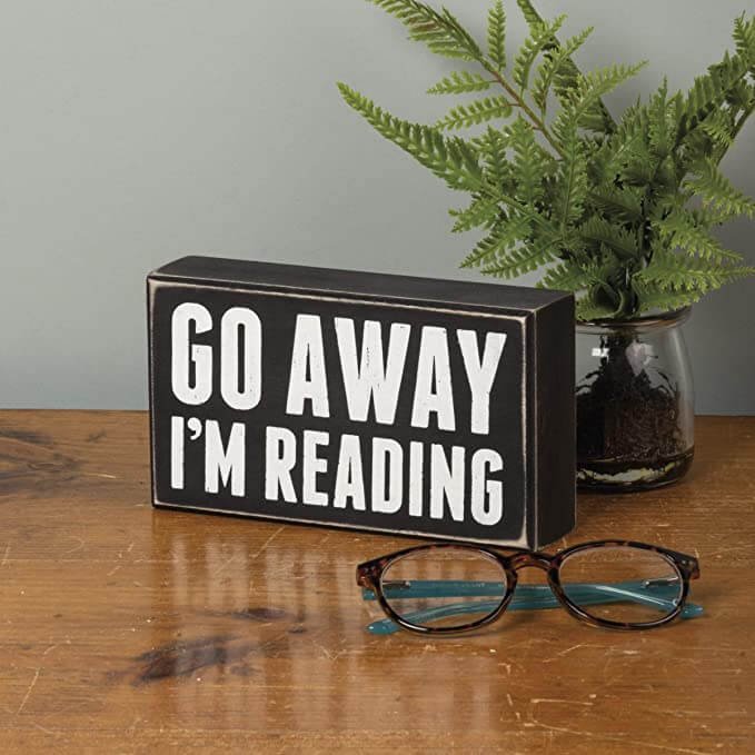 20 Awesome Gift Ideas For Bookworms (That Aren’t Books) | Blushing Geek
